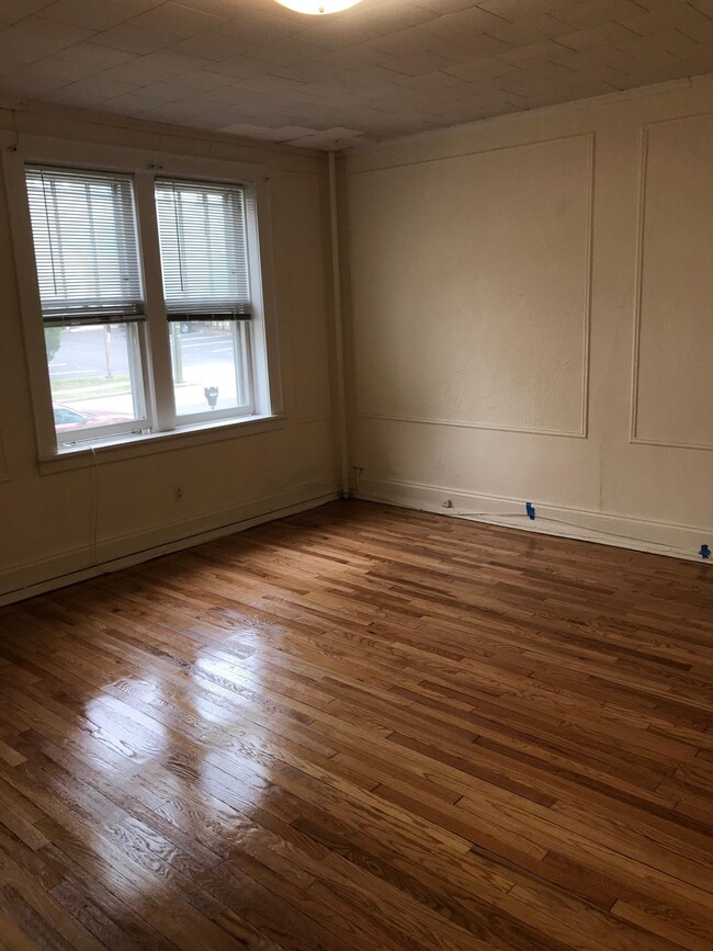 BEDROOM - 106 Fairview Ave
