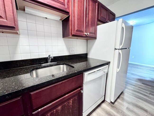 Foto del edificio - 60 Pleasant St