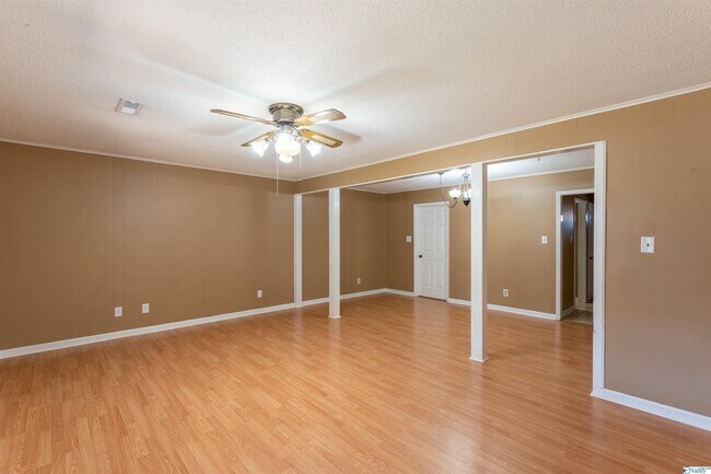 Foto del edificio - 2165 Westmead Dr SW