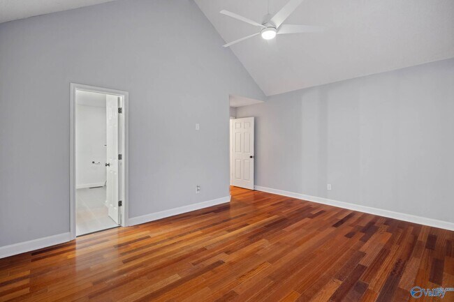 Foto del edificio - 203 Arrowfeather Dr