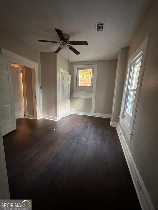 Building Photo - 1284 Hillyer Ave
