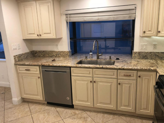 Building Photo - 26364 W Plata Ln