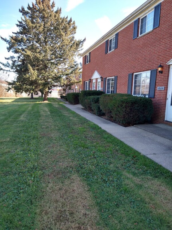 Foto del edificio - 4642 Applegrove St NW