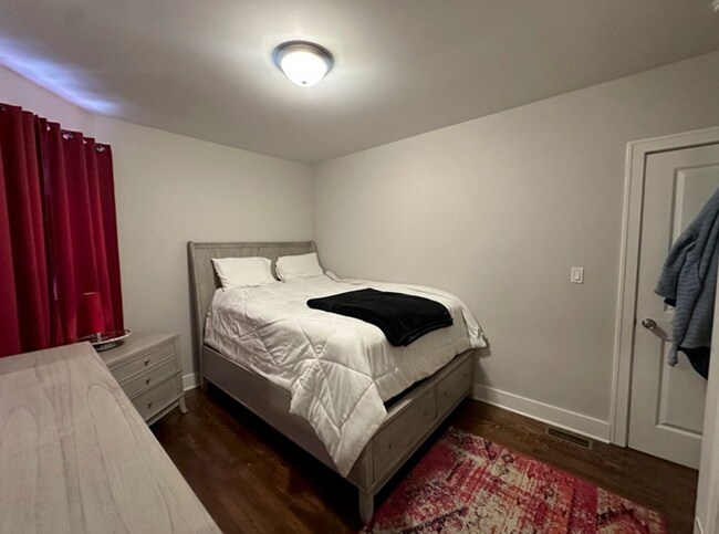 Foto del edificio - 4228 N Whipple St