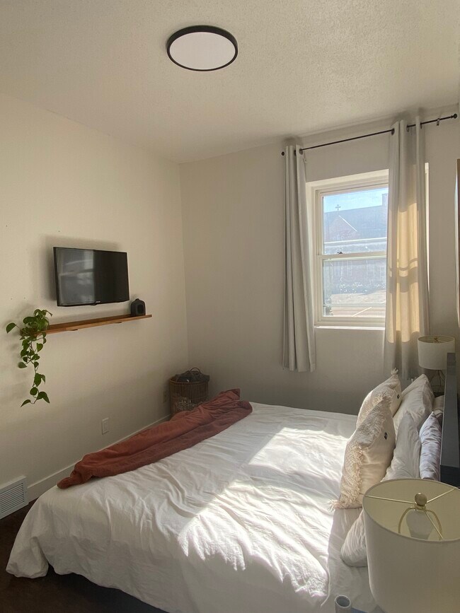 Foto del edificio - Whittier Apartments