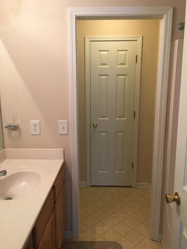 Master Bath 1 - 6139 Brookechase Ln