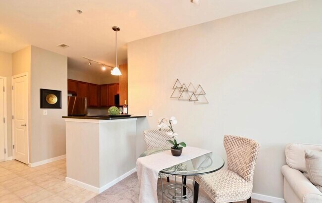 Foto del edificio - 6506 America Blvd