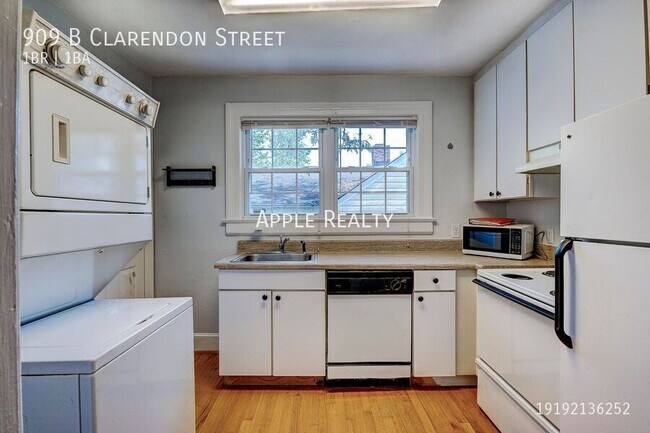Foto del edificio - 909 Clarendon St