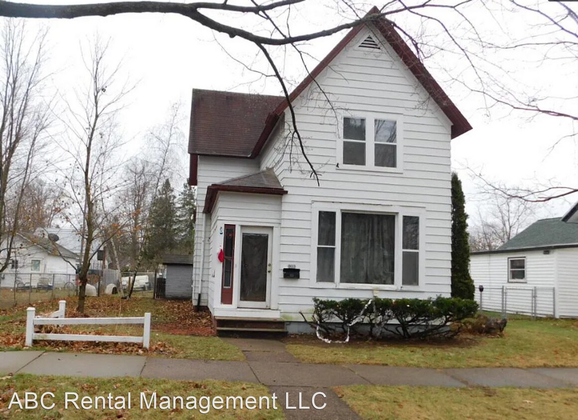 Primary Photo - 3 br, 2 bath House - 803 East 8th St
