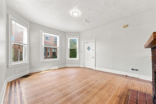 Photo - 67 Oregon Avenue Apartment
