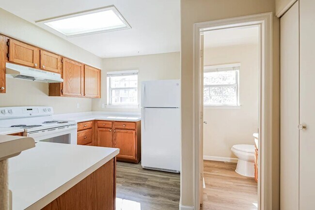 Building Photo - 11814 E Kepner Dr