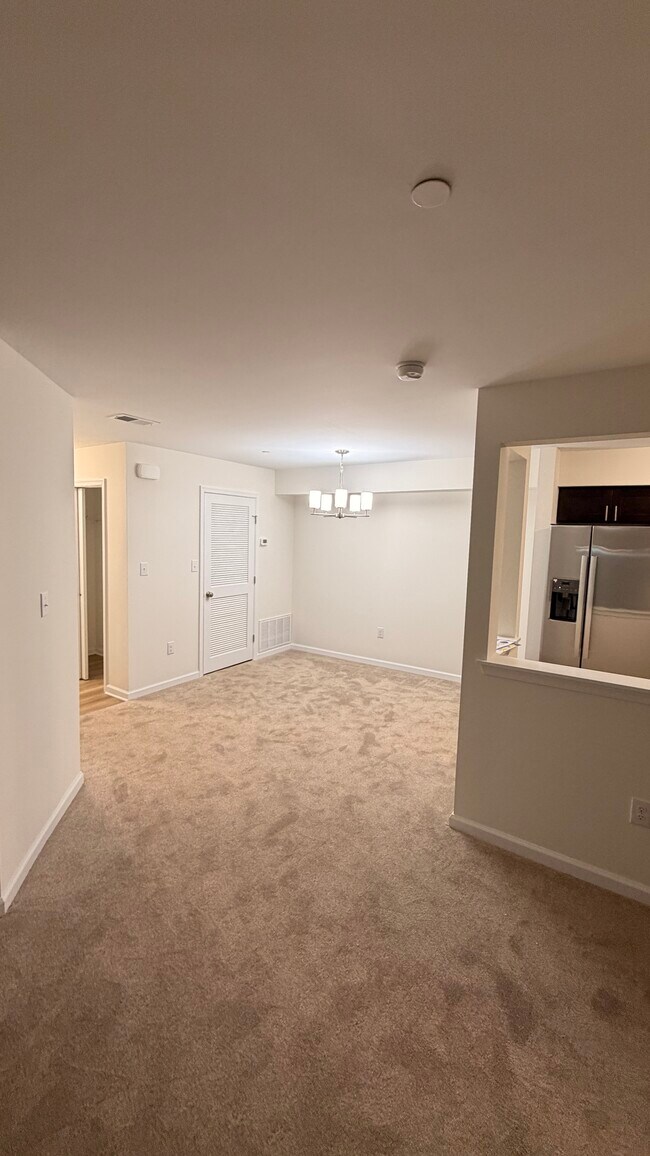 Foto del edificio - 1217 Waterford Dr