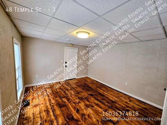 Foto del edificio - 48 Temple St