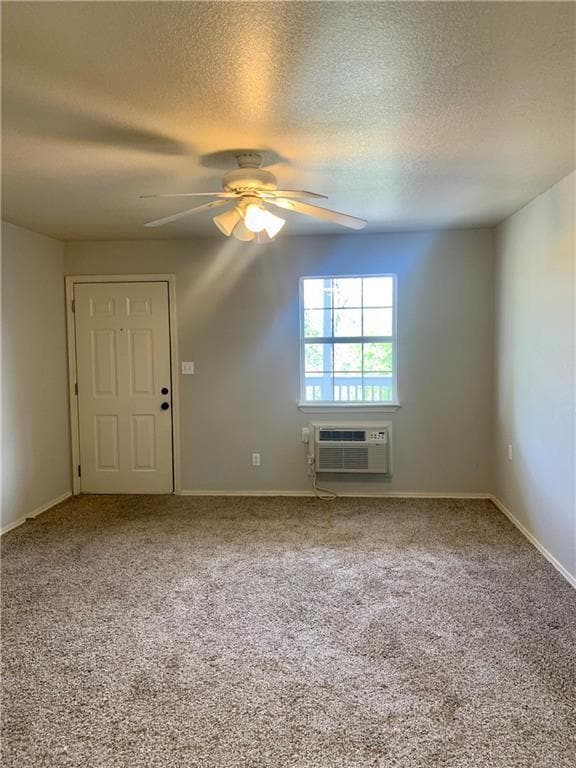 Building Photo - 944 N Storer Ave