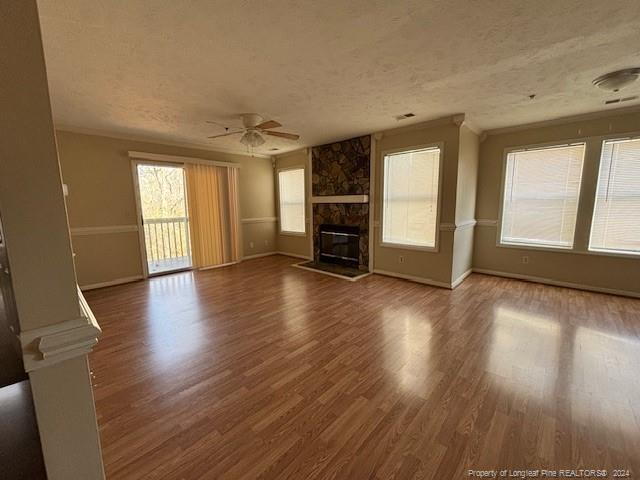 Foto del edificio - First floor condo with open living layout