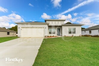 Building Photo - 3171 Fergus Ave