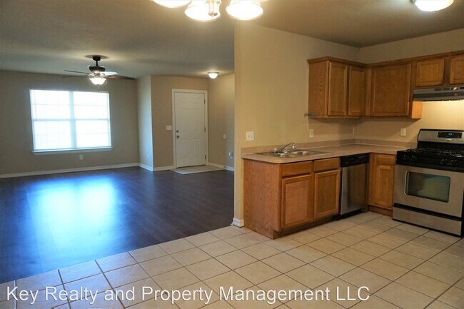 Foto del edificio - 3 br, 2 bath House - 626 NW 109TH ST