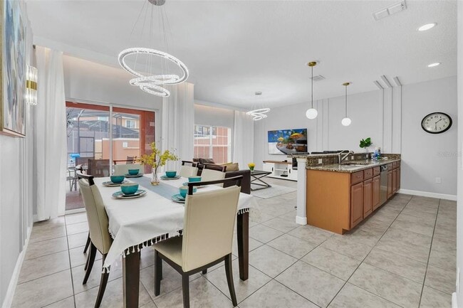 Foto del edificio - 8958 Cat Palm Rd