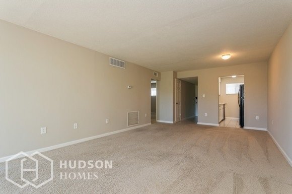 Building Photo - 3437 Bee Ridge Rd