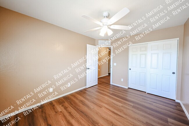 Foto del edificio - 23808 N Tayrien Ln