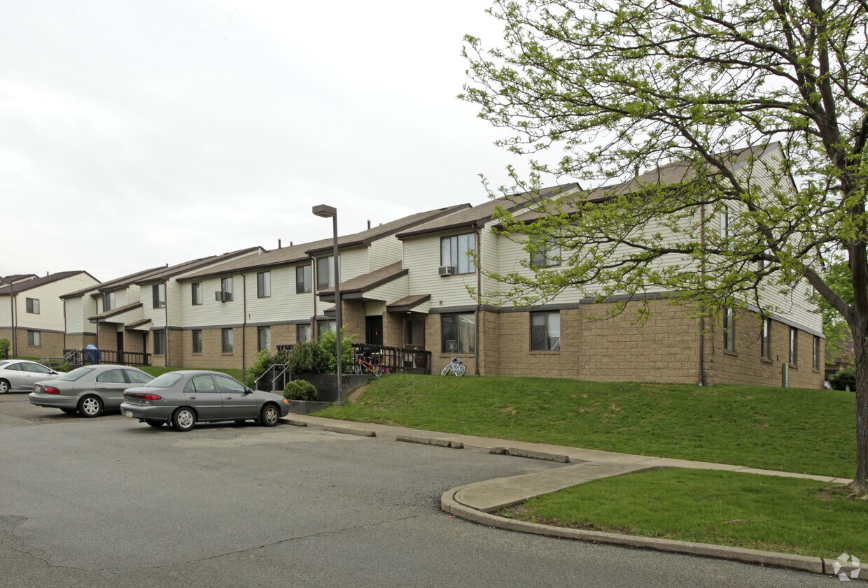 Parkford Apartments Library, PA