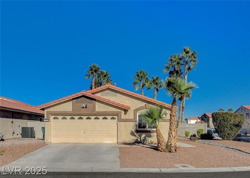 Foto principal - 1048 Sun Poppy Ave