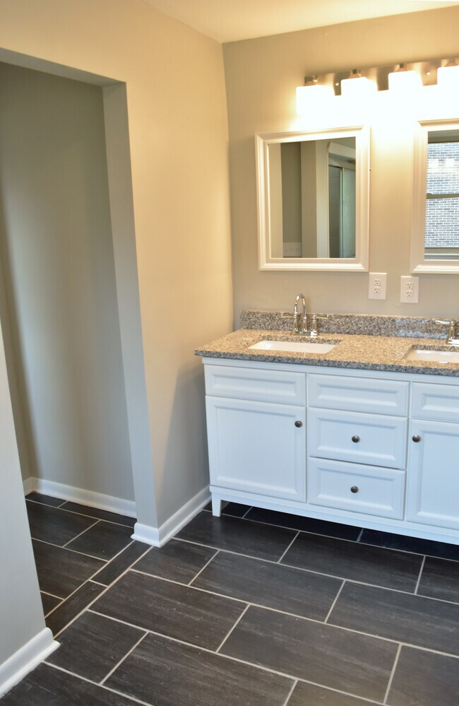 Foto del edificio - 4020 Ames Dr