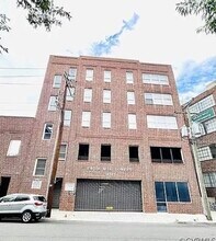 Building Photo - 1414 W Marshall St