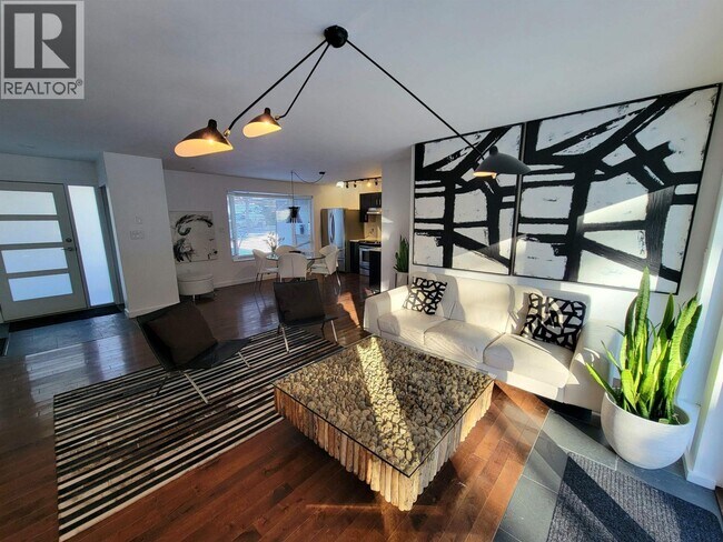 Photo du bâtiment - 2568 The Blvd