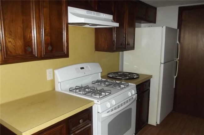 Building Photo - 2903 Lovell Dr