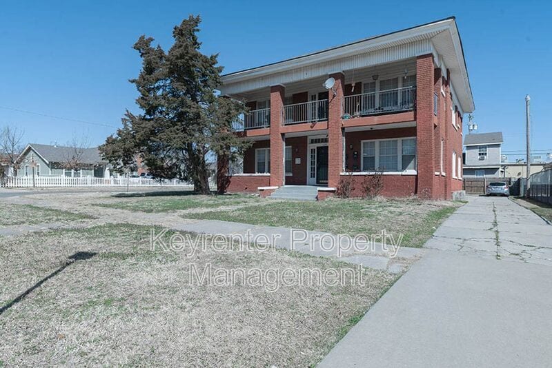 Building Photo - 1629 NW 22nd St