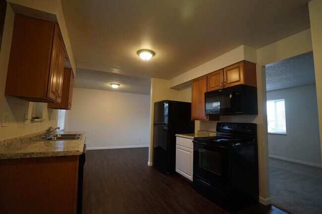 Foto del edificio - 11069 Newland St