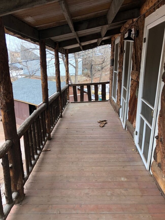 Building Photo - 953 Osage Ave