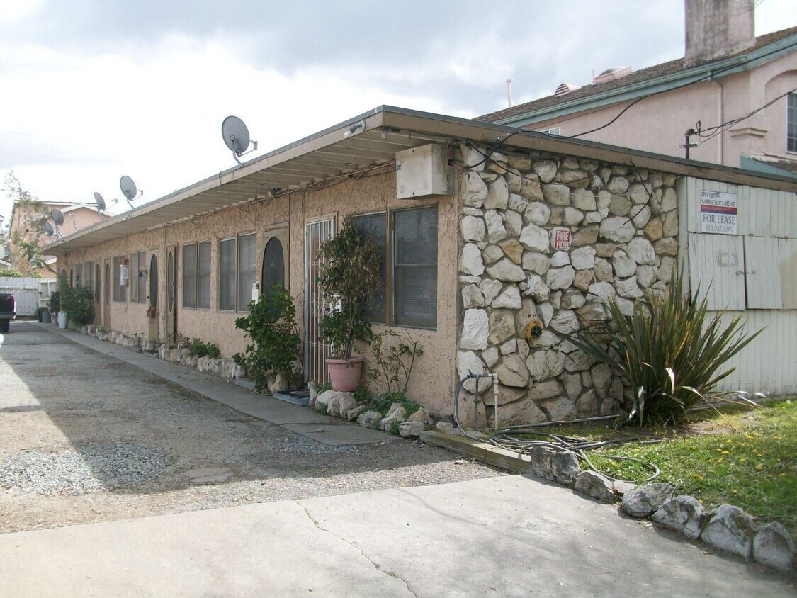 15006 Kingsdale Ave, Lawndale, CA 90260 Room for Rent in Lawndale, CA