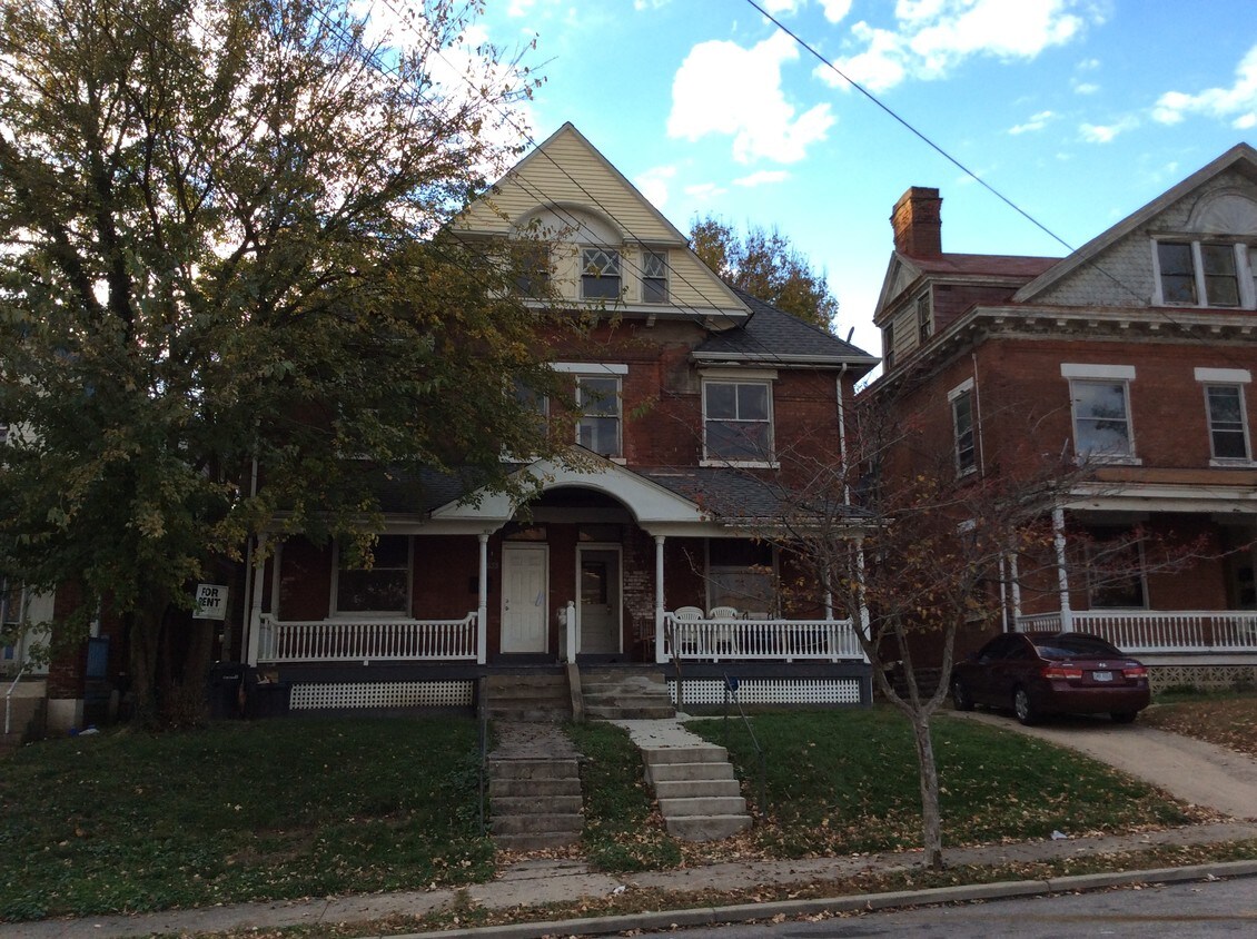 Primary Photo - 635 Hawthorne Ave