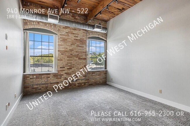 Foto del edificio - 940 Monroe Ave NW