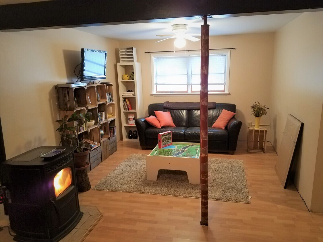 1809 Danby Rd, Ithaca, NY 14850 House Rental in Ithaca, NY