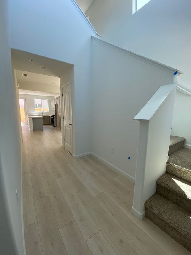 Foto del edificio - Spacious 4-Bedroom New Build in Prime Nort...