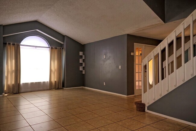 Foto del edificio - Two Story Ocoee Home