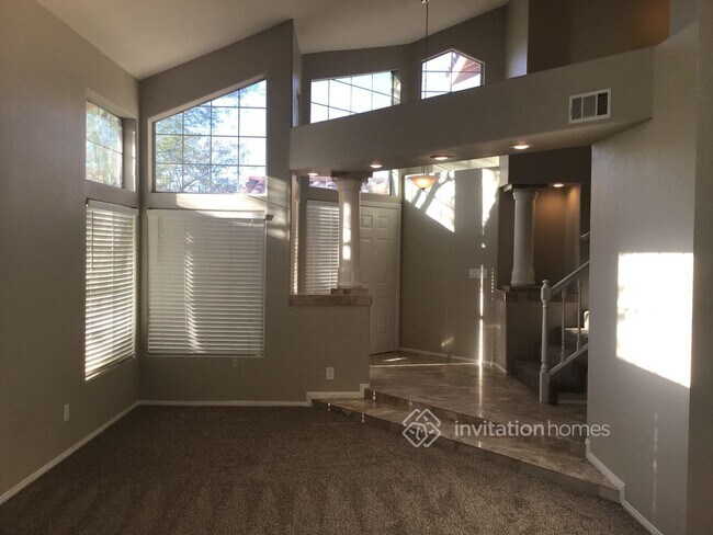 Building Photo - 198 Kachina Dr