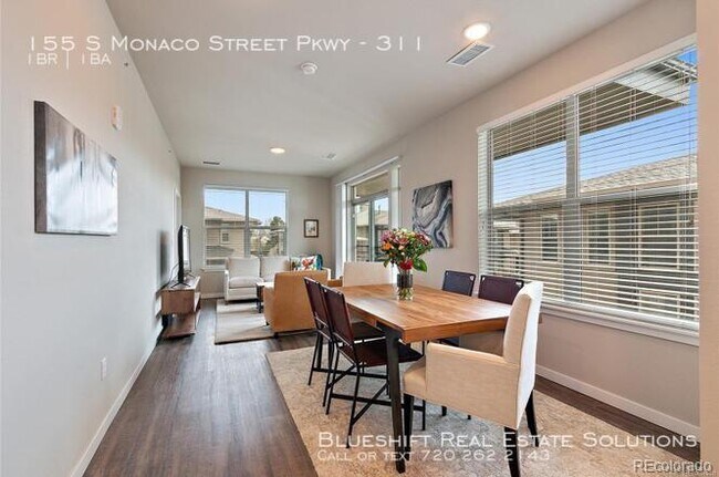 Building Photo - Stylish Penthouse