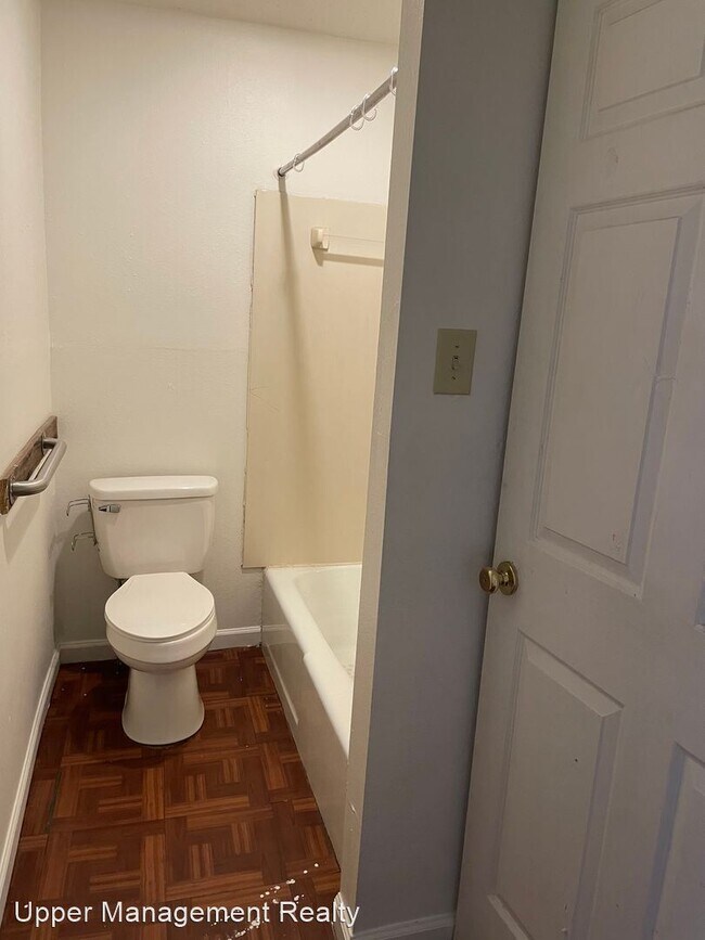 Building Photo - 1 br, 1 bath Apartment - 2819 - 21 Conti S...