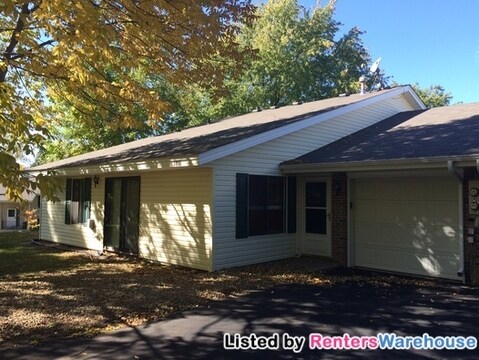 Building Photo - 3831 Heather Dr