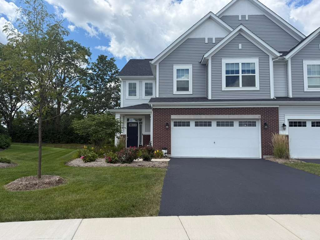 Foto principal - 12648 S Talbot Cir