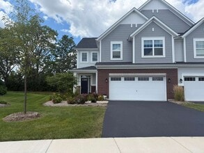 Building Photo - 12648 S Talbot Cir