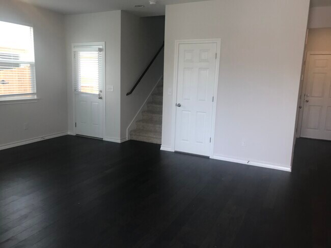 Family Room - 740 Long Run
