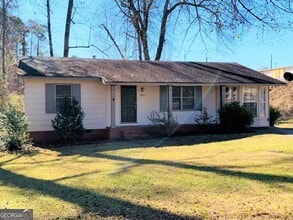 Building Photo - 208 Laurel Ln