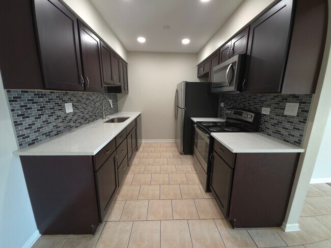 Foto del edificio - 1667 Kiowa Cir