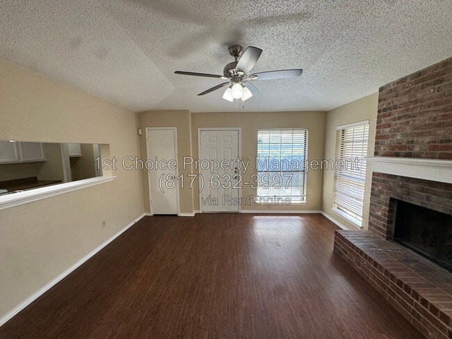 Foto del edificio - 4117 Fossil Ridge Dr