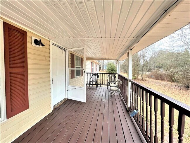 Building Photo - 6899 Heardsville Rd